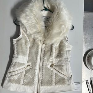 Guess Leather off white cream vest with faux Fur trim size M Guess Los Angeles